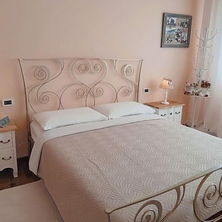 Villa Bruna Чезенатико Екстериор снимка