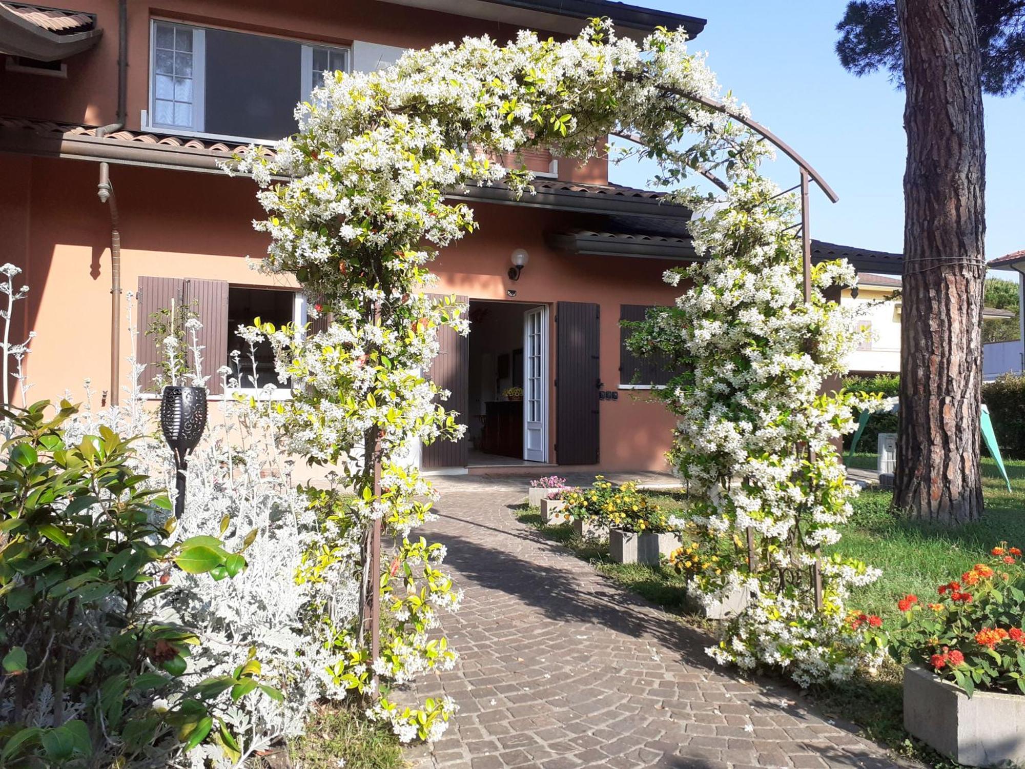 Villa Bruna Чезенатико Екстериор снимка